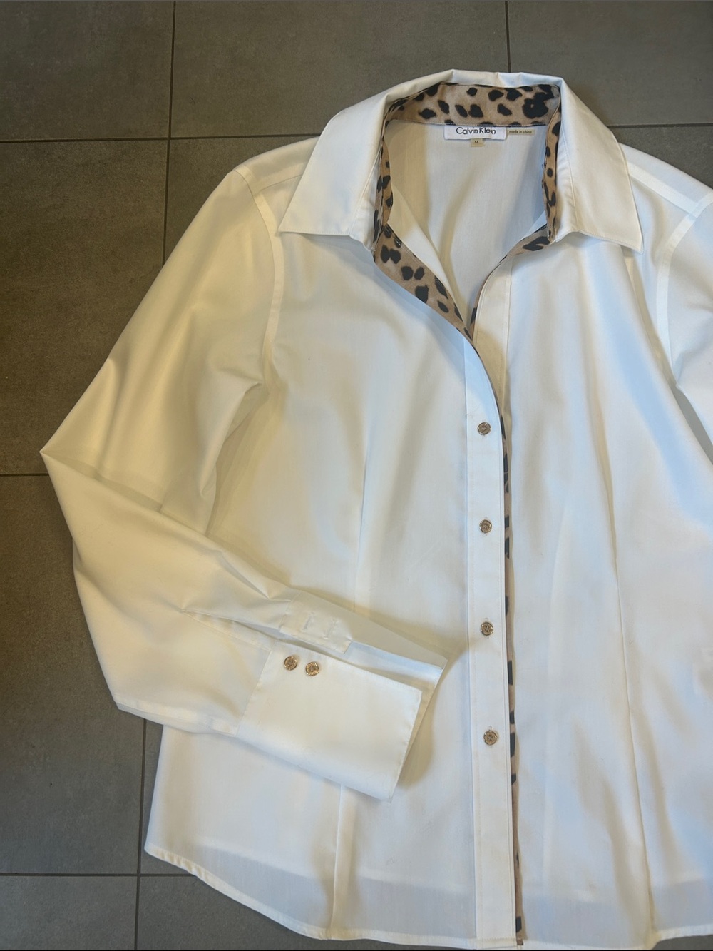 Calvin Klein Long Sleeve Collared Button Down Shirt